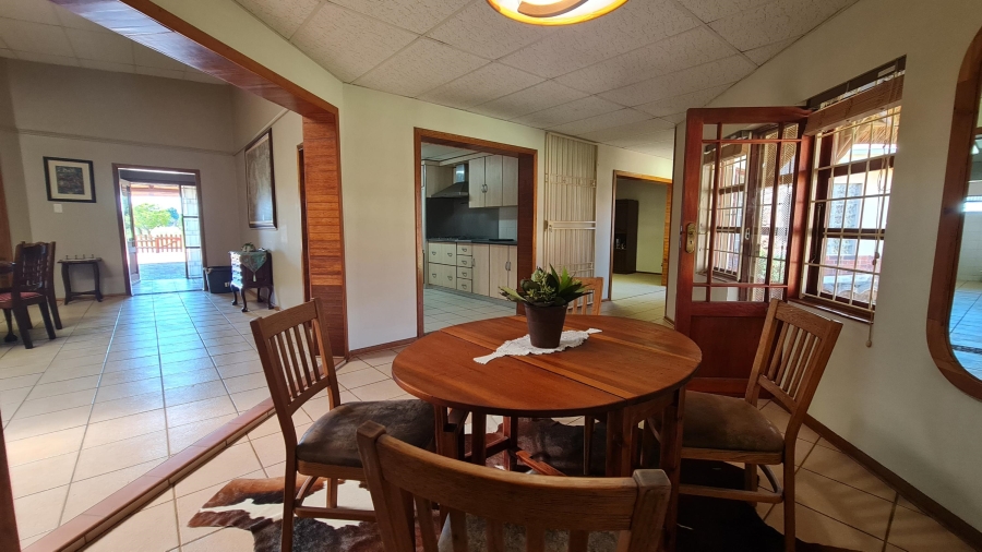 6 Bedroom Property for Sale in Bainsvlei Free State